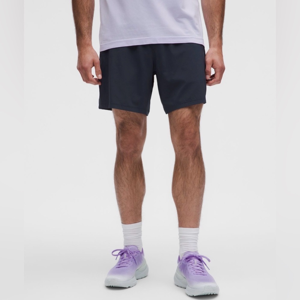 Lululemon Men’s “Pace Breaker” Short 7” Inseam Linerless (M) *BESTSELLER*
